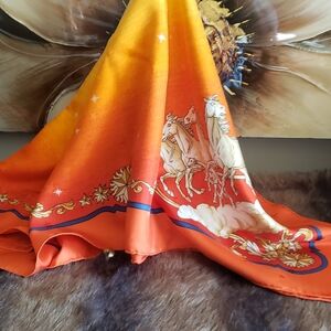 AN AUTHENTIC HERMES 100% SILK MADE IN FRANCE ROLLED EDGE , PRELOVED WITH BOX